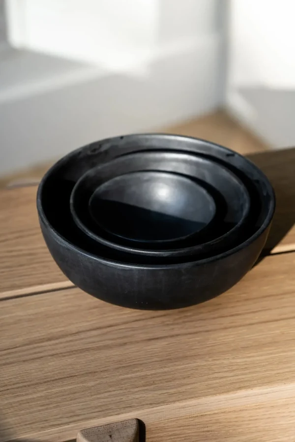 Tabletop | Thistle Hill Black Stoneware Nesting Bowls