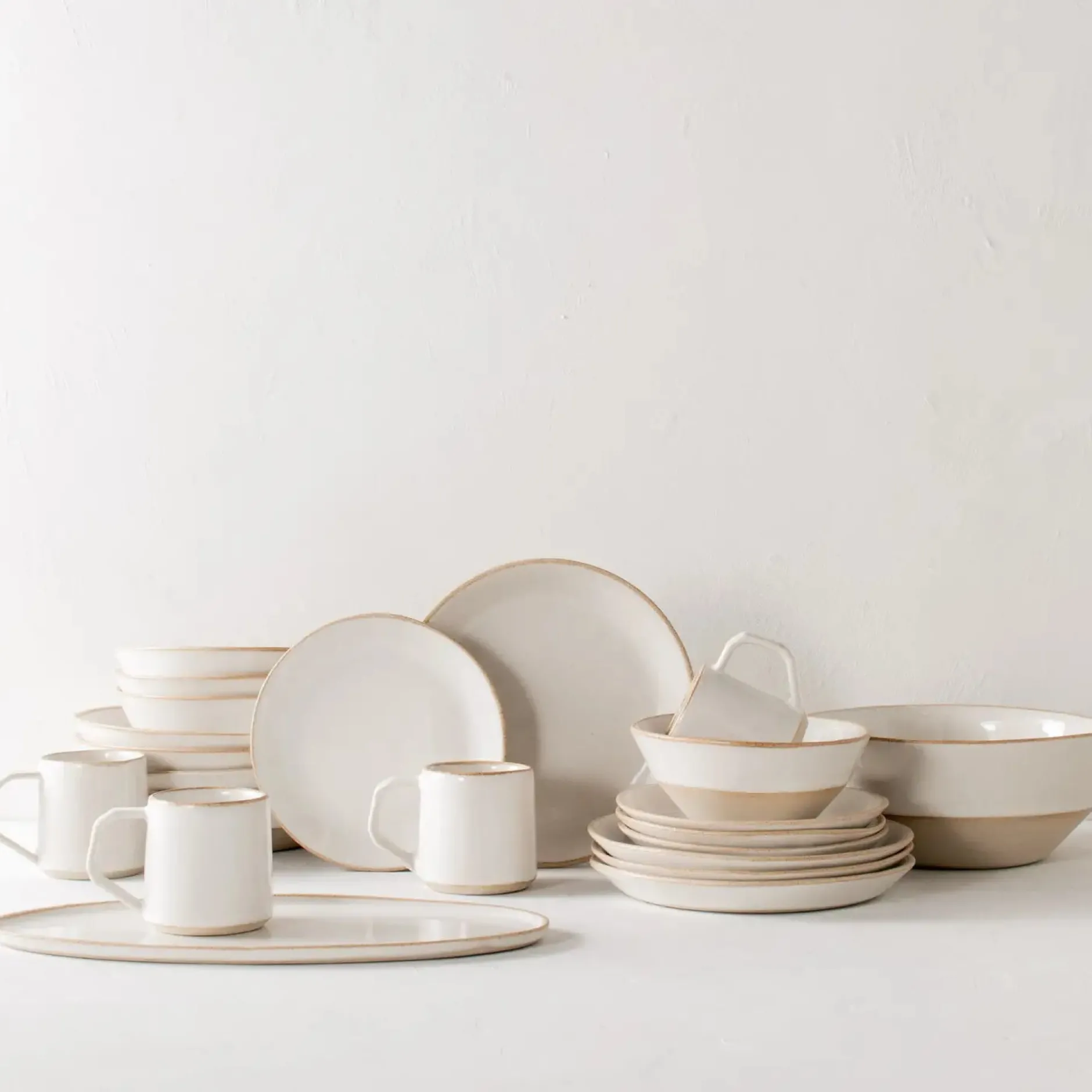 convivial_stoneware_minim_2.webp Tabletop | Convivial Stoneware Minimal Pasta Bowl