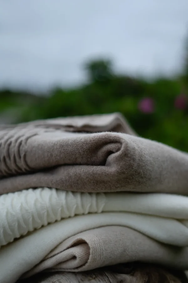 Throws | Evangeline Linen Scalloped Knit Throw Pearl