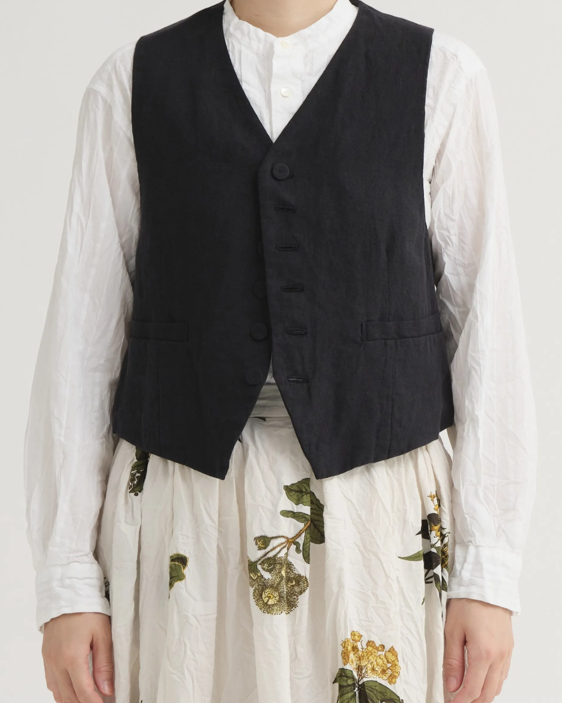 pas_de_calais_lh_canvas___0-1.webp Outerwear | Sweaters | Pas De Calais LH Canvas + Yarn Dyed Stripe V Neck Vest Navy