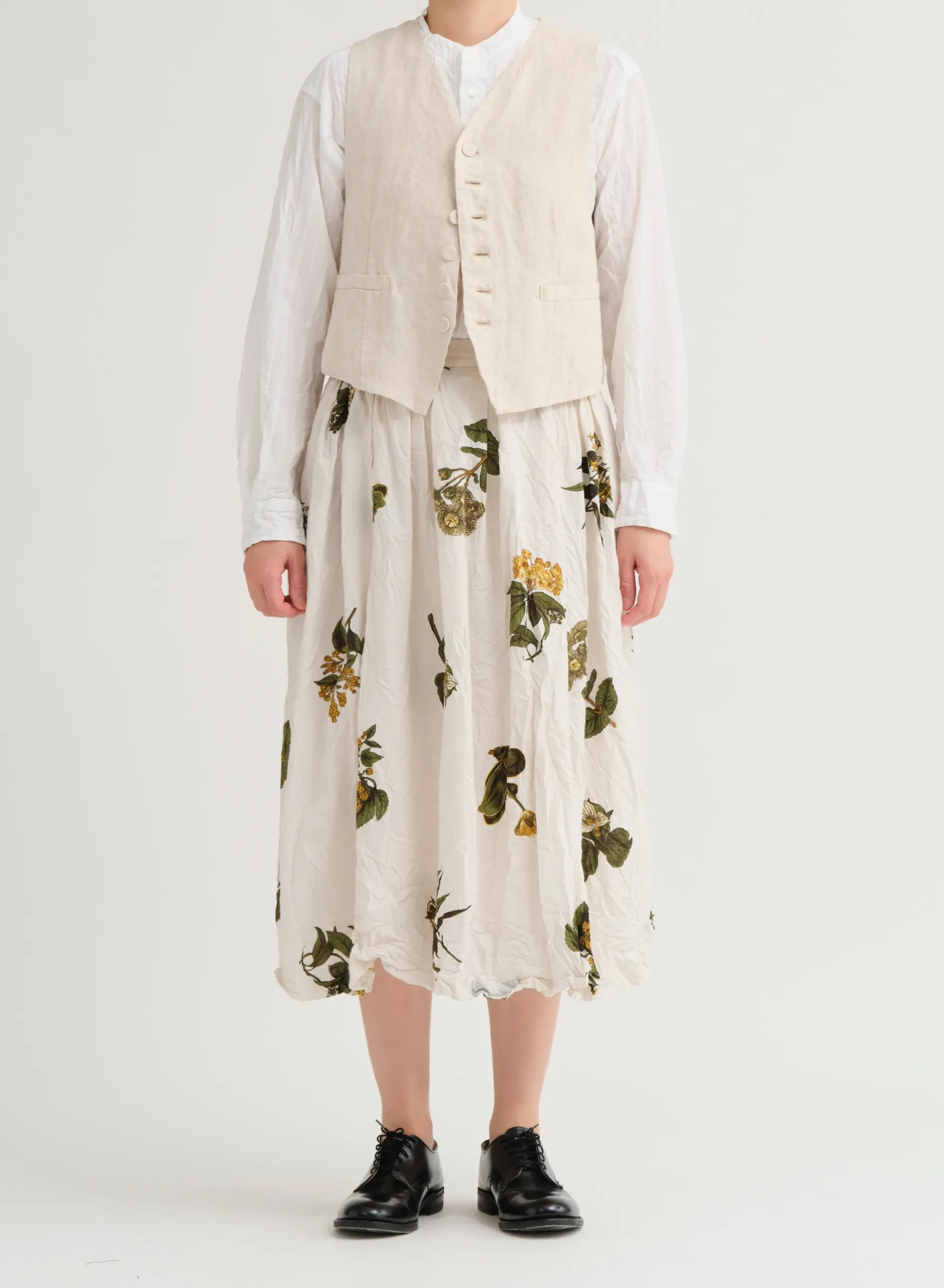 pas_de_calais_lh_canvas___1.webp Outerwear | Sweaters | Pas De Calais LH Canvas + Yarn Dyed Stripe V Neck Vest Natural