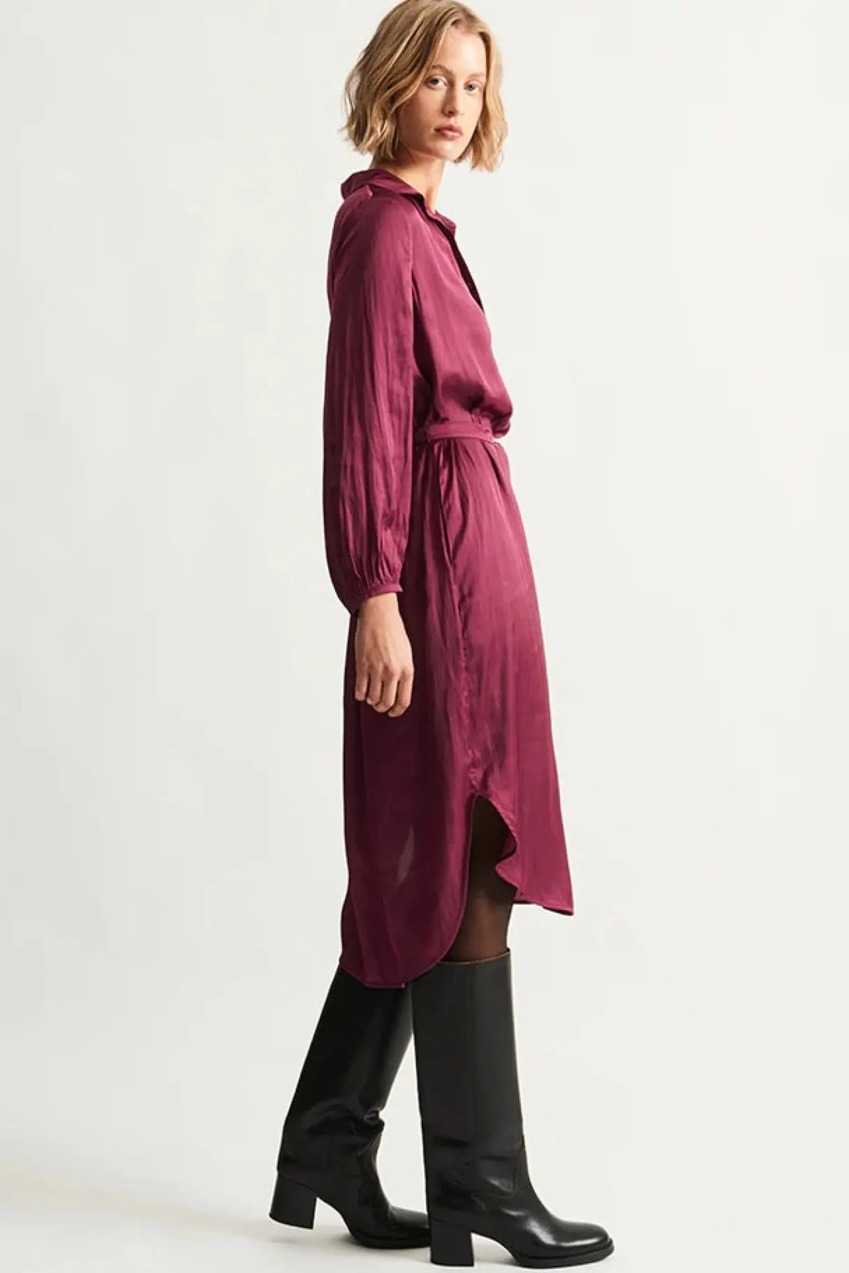 raquel_allegra_vivienne_d_2.webp Dresses | Raquel Allegra Vivienne Dress Berry