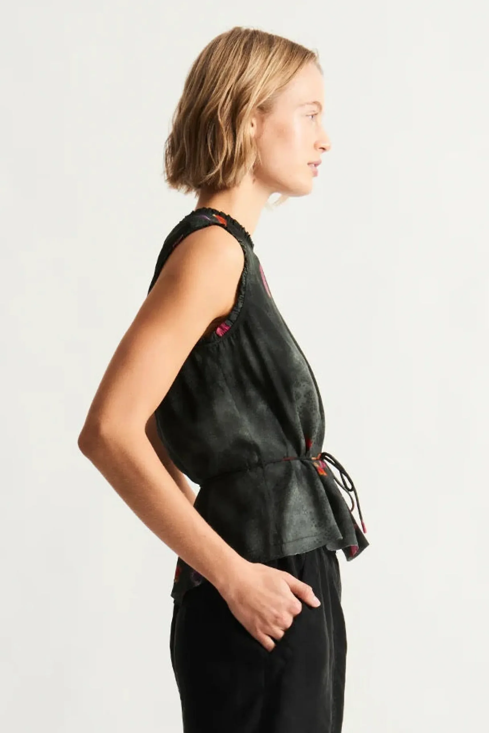 raquel_allegra_wilhelmina_3.webp Shirts + Tops | Raquel Allegra Wilhelmina Top Petal Black
