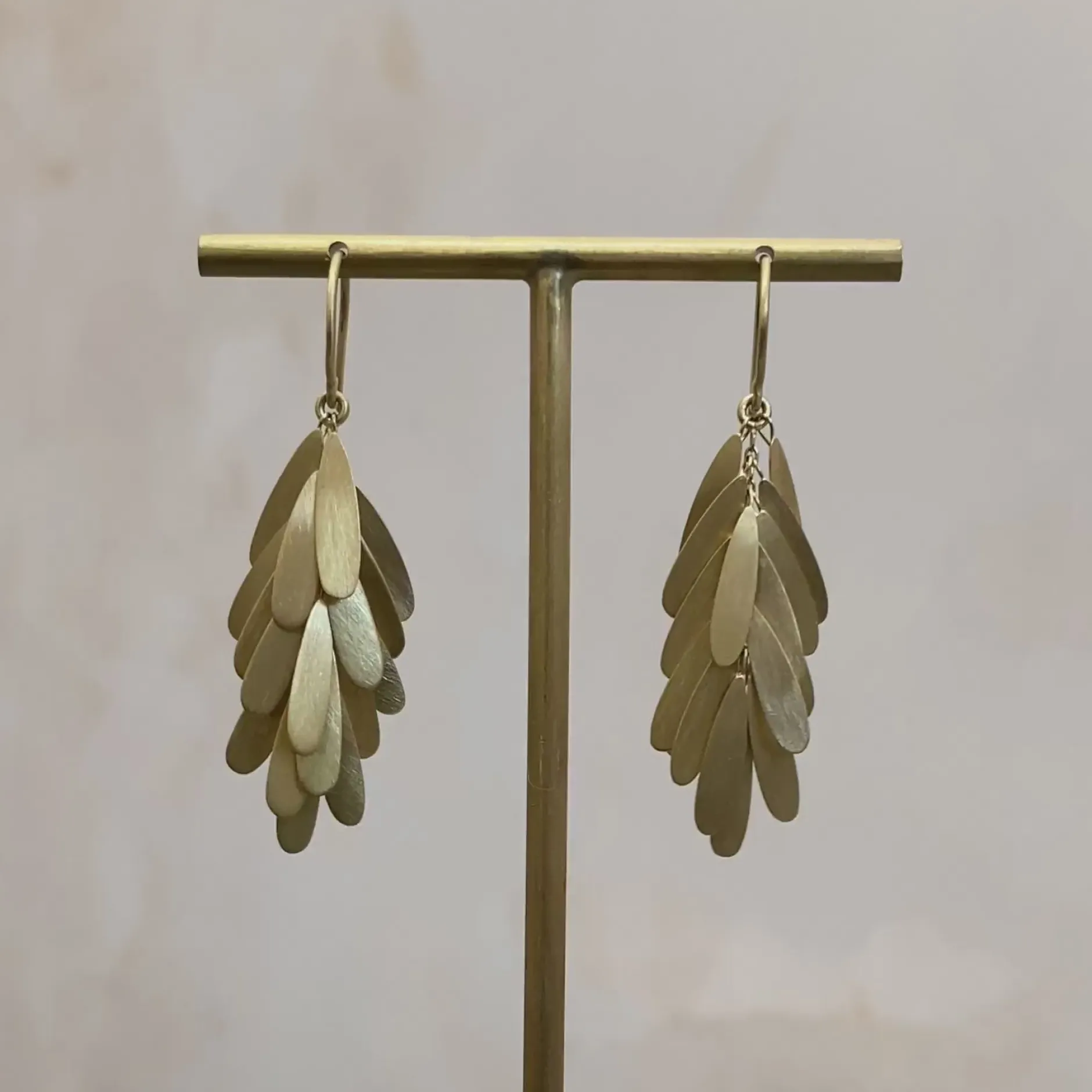 sia_taylor_k_daisy_earrin_3.webp Jewelry | Sia Taylor 18K Daisy Earrings