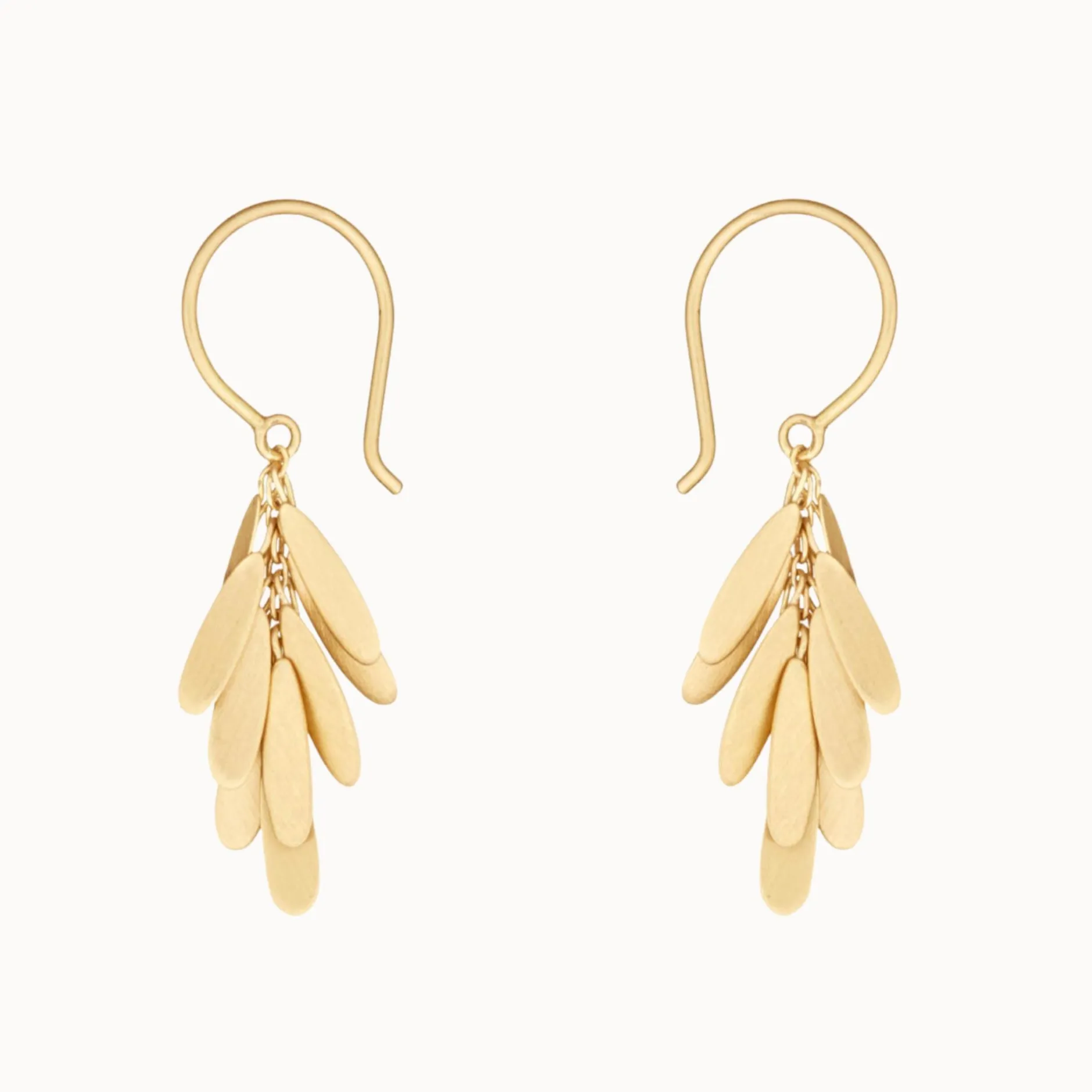 sia_taylor_k_tiny_daisy_e_0.webp Jewelry | Sia Taylor 18K Tiny Daisy Earrings