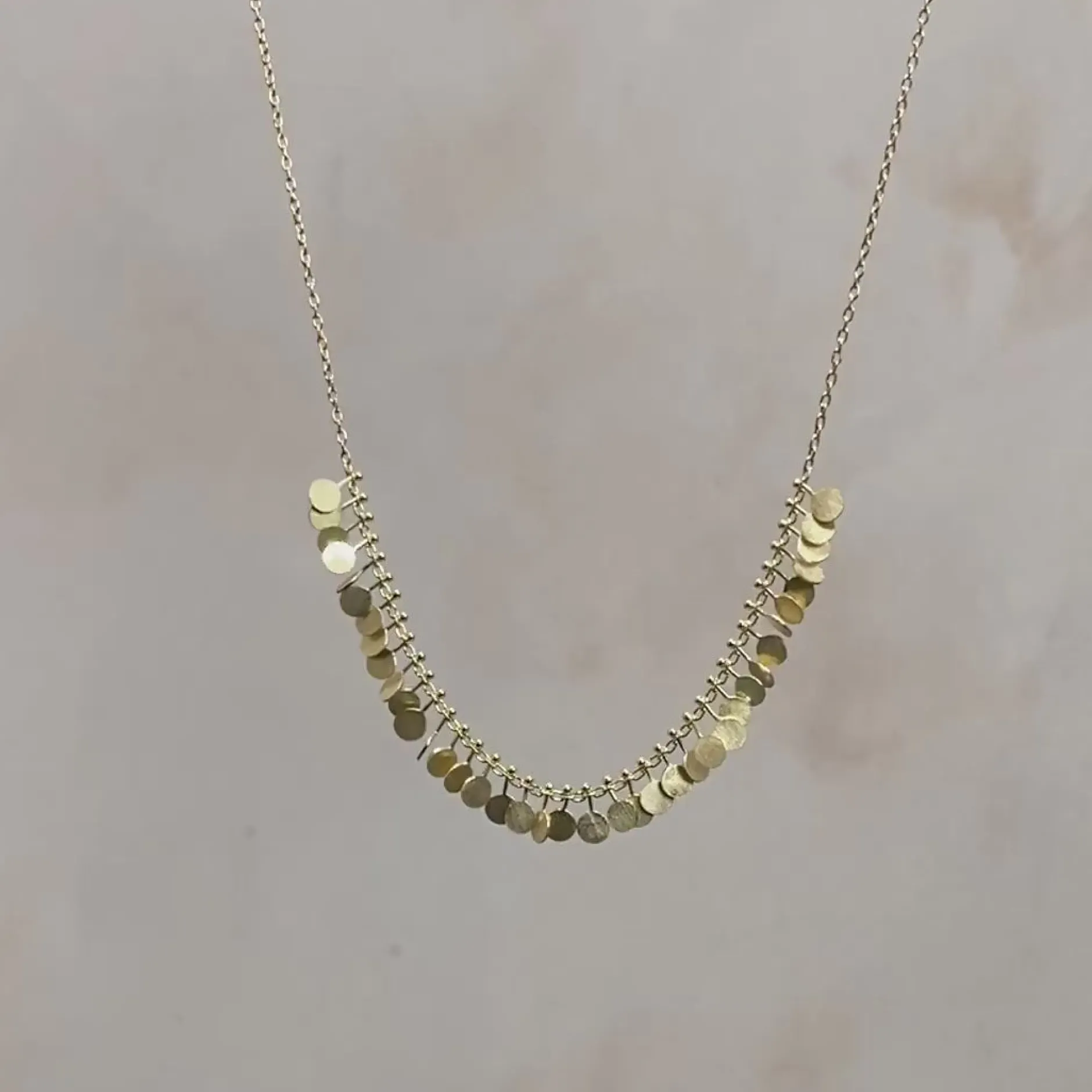 sia_taylor_k_tiny_dots_ar_3.webp Jewelry | Sia Taylor 18K Tiny Dots Arc Necklace