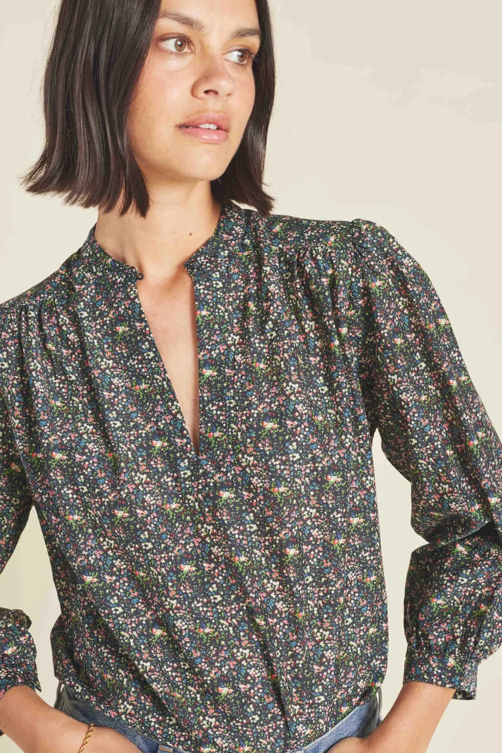 trovata_bailey_blouse_win_1.webp Shirts + Tops | Trovata Bailey Blouse Winterbloom