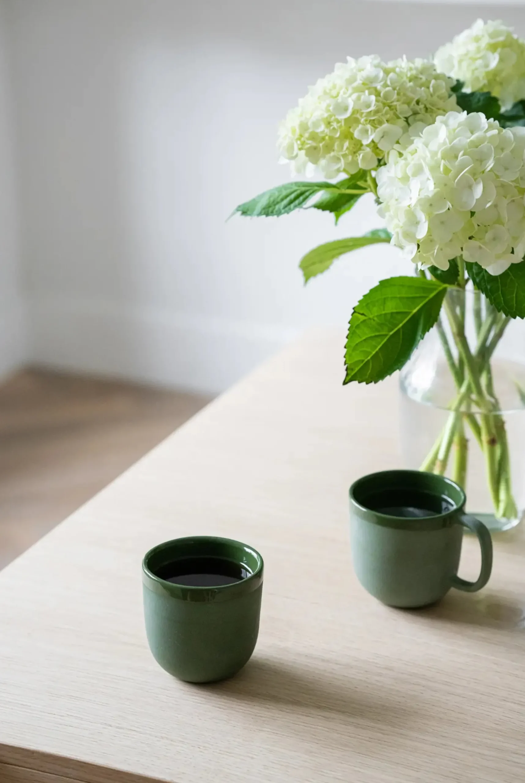 verdeware_porcelain_mug_1.webp Tabletop | Thistle Hill Verdeware Porcelain Mug