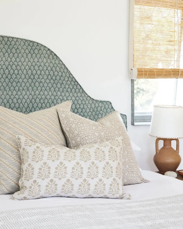 Quilts + Coverlets | Walter G Dash Dot Quilt