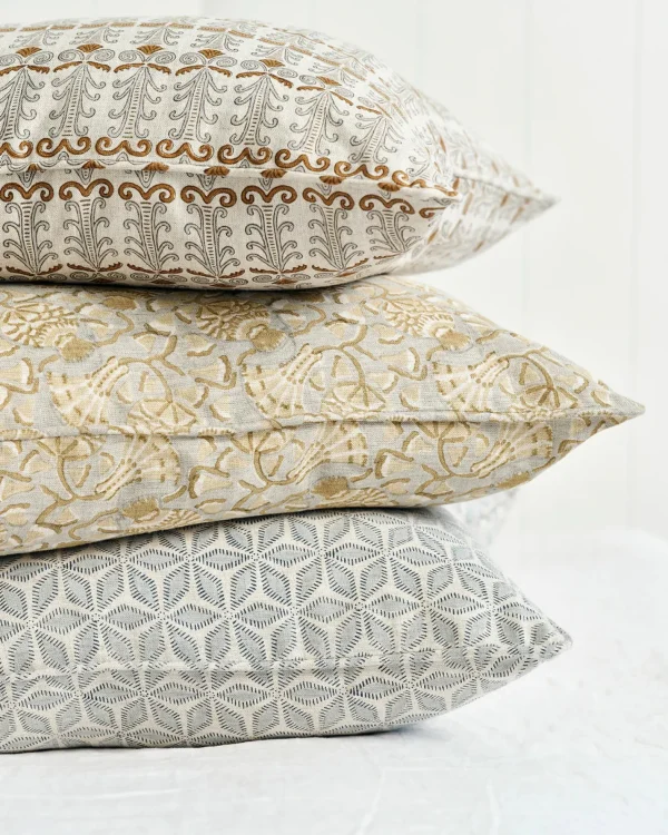 Pillows | Walter G Iznik Elm Linen Cushion