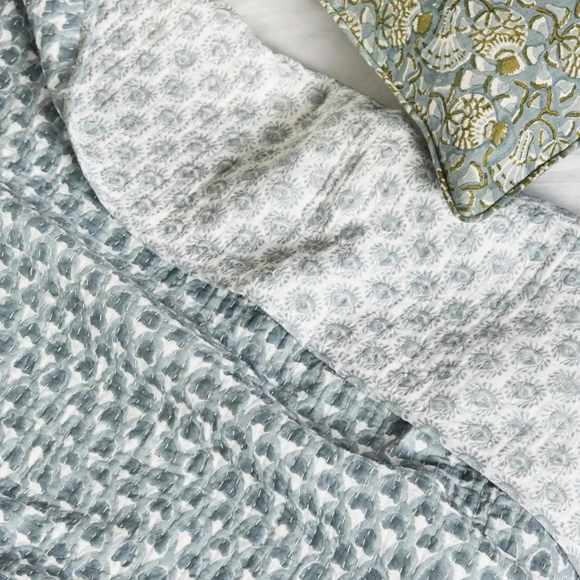 walter_g_lyon_quilt_2.webp Quilts + Coverlets | Walter G Lyon Quilt
