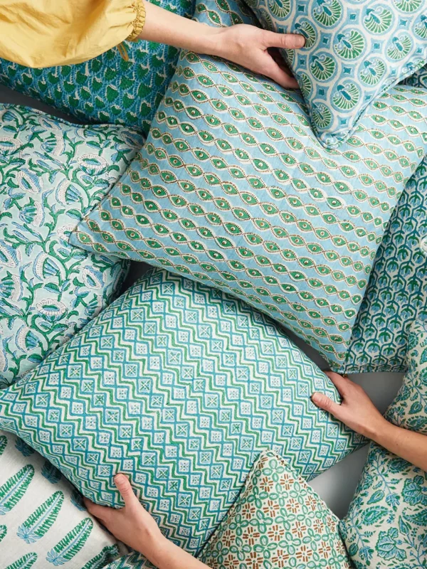 Pillows | Walter G Marbella Emerald linen cushion