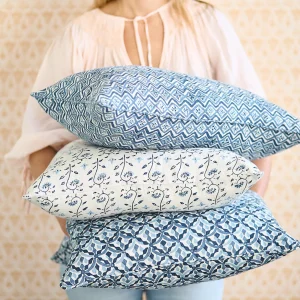 Pillows | Walter G Rangoli Riviera linen cushion