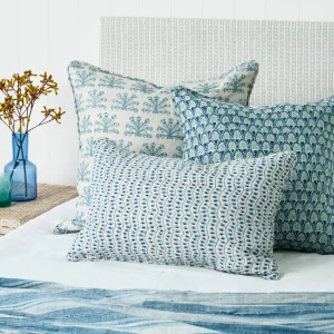 Pillows | Walter G Samode Fresh Azure linen cushion