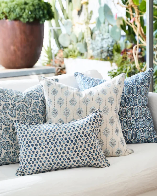 Pillows | Walter G Savoie Riviera Linen Cushion