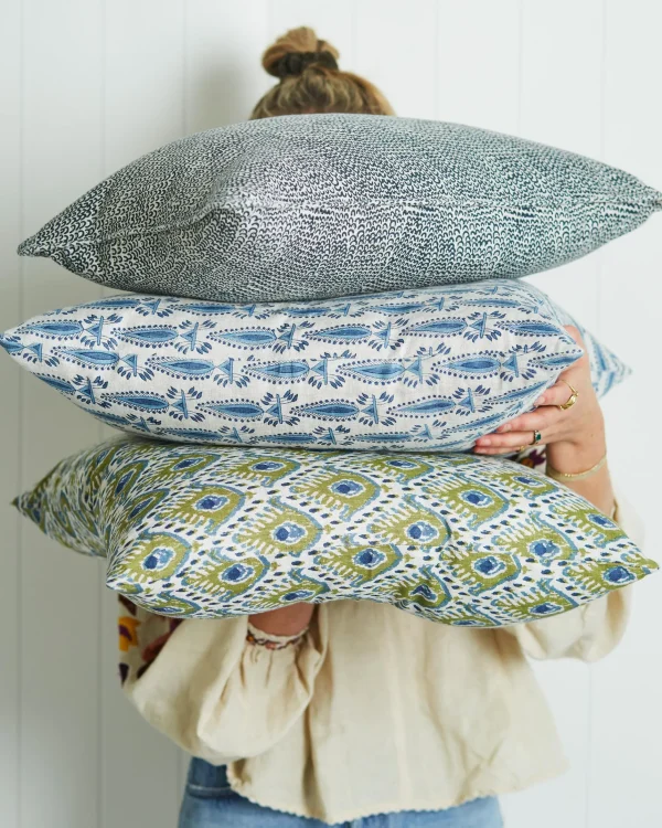 Pillows | Walter G Tashkent Moss Linen Cushion